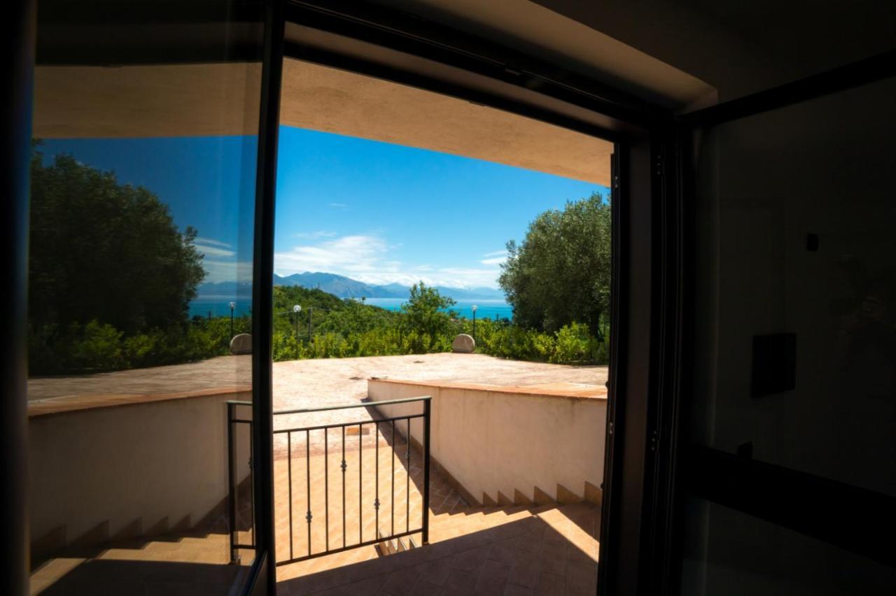 Residence Fortunato بوليكاسترو بوسينتينو المظهر الخارجي الصورة